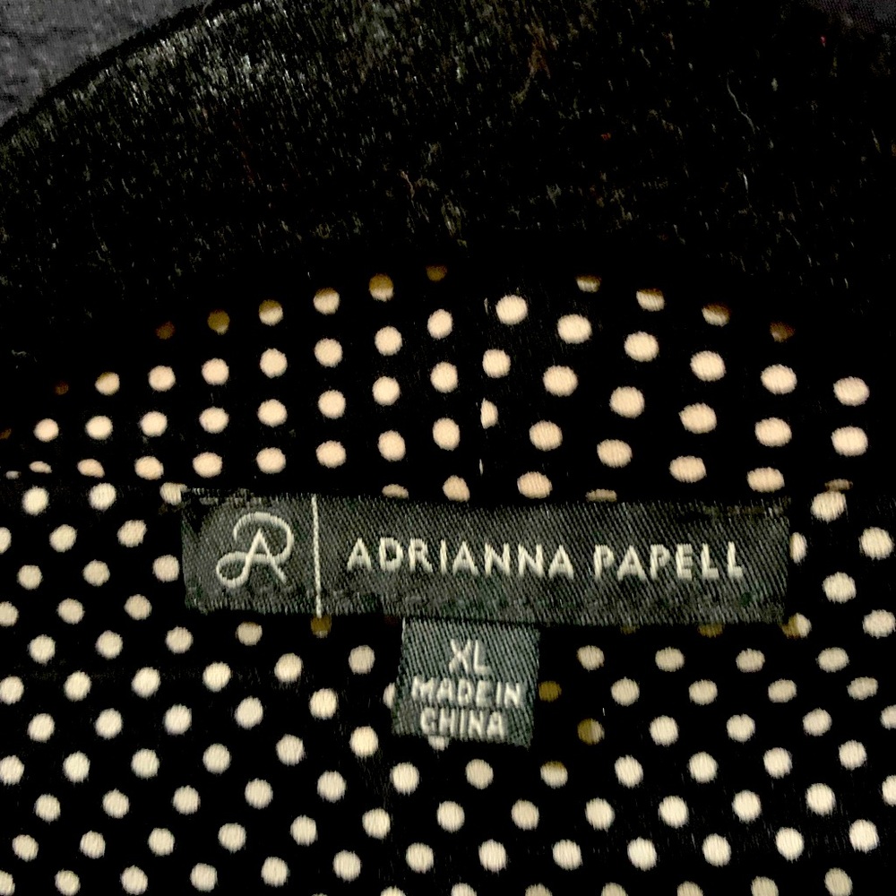 Black and white dot wrap blouse by Adrianna Pappell in XL. Beautiful blouse